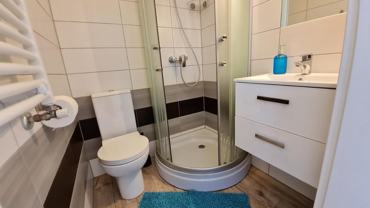 Bela - Pokoje Z Aneksami I Apartamenty Kołobrzeg Eksteriør billede
